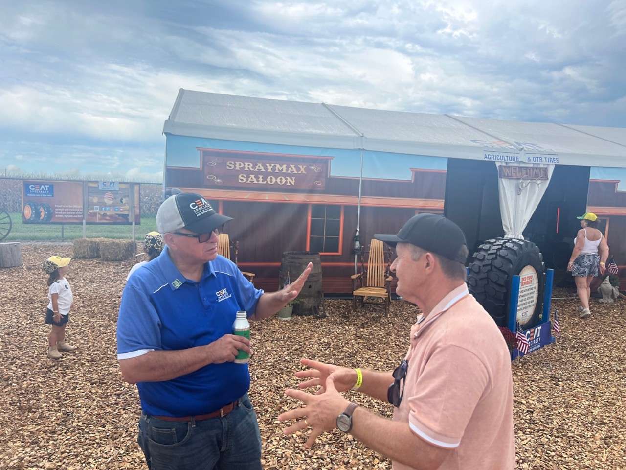 Carlos Talking to Attendee at FPS 2024